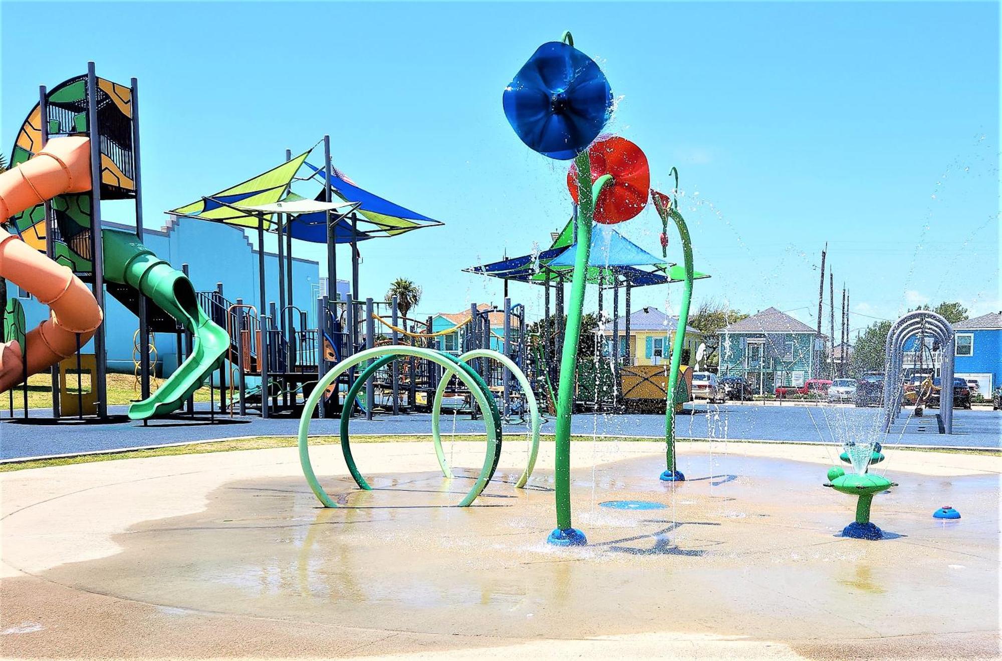 Casaazul-2605A-Couples Retreat By Beach & Pleasure Pier 1 Block Away- 2Bed 2Bath- 7 Minutes To Cruise Terminal Galveston Extérieur photo
