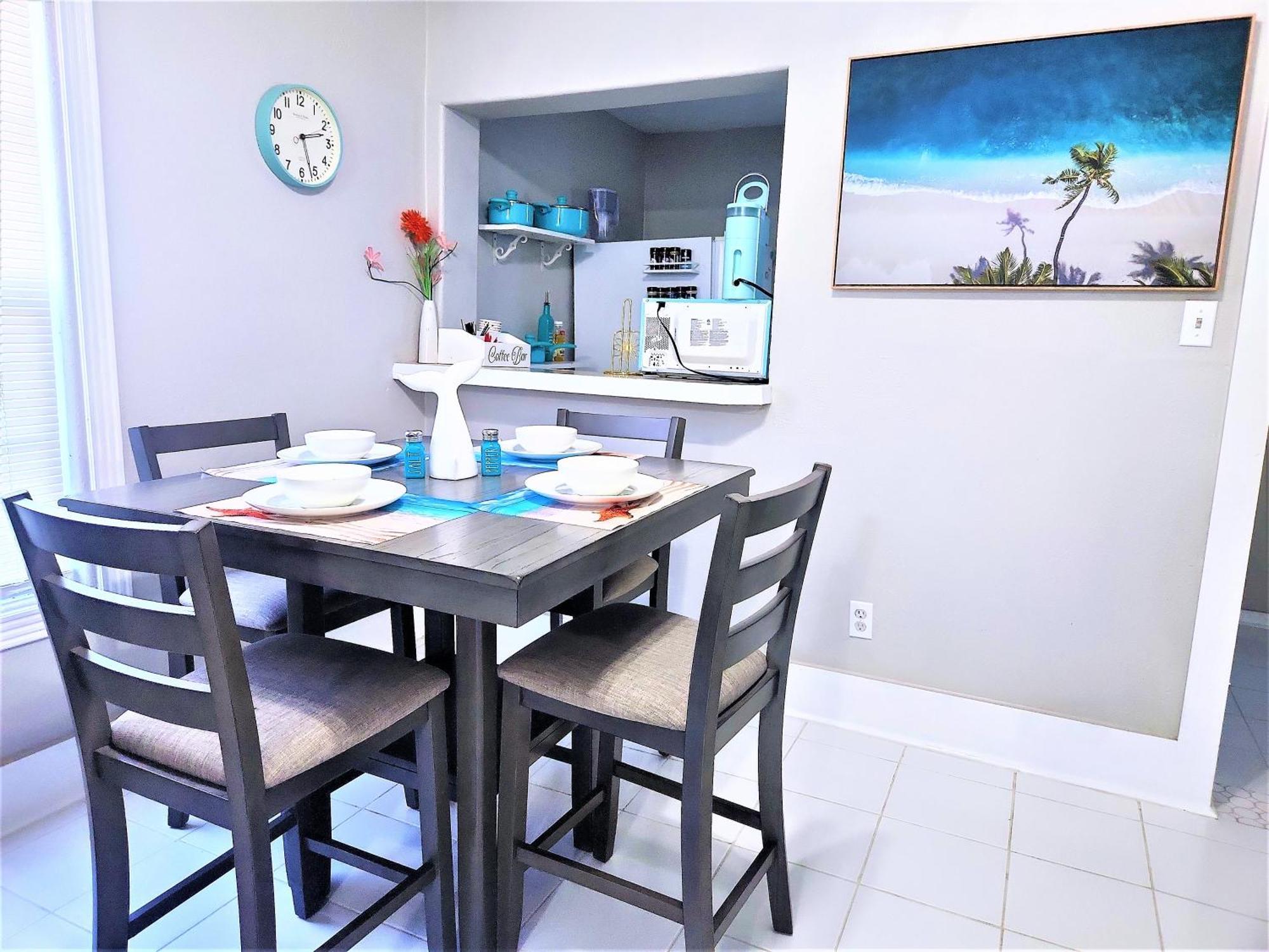 Casaazul-2605A-Couples Retreat By Beach & Pleasure Pier 1 Block Away- 2Bed 2Bath- 7 Minutes To Cruise Terminal Galveston Extérieur photo