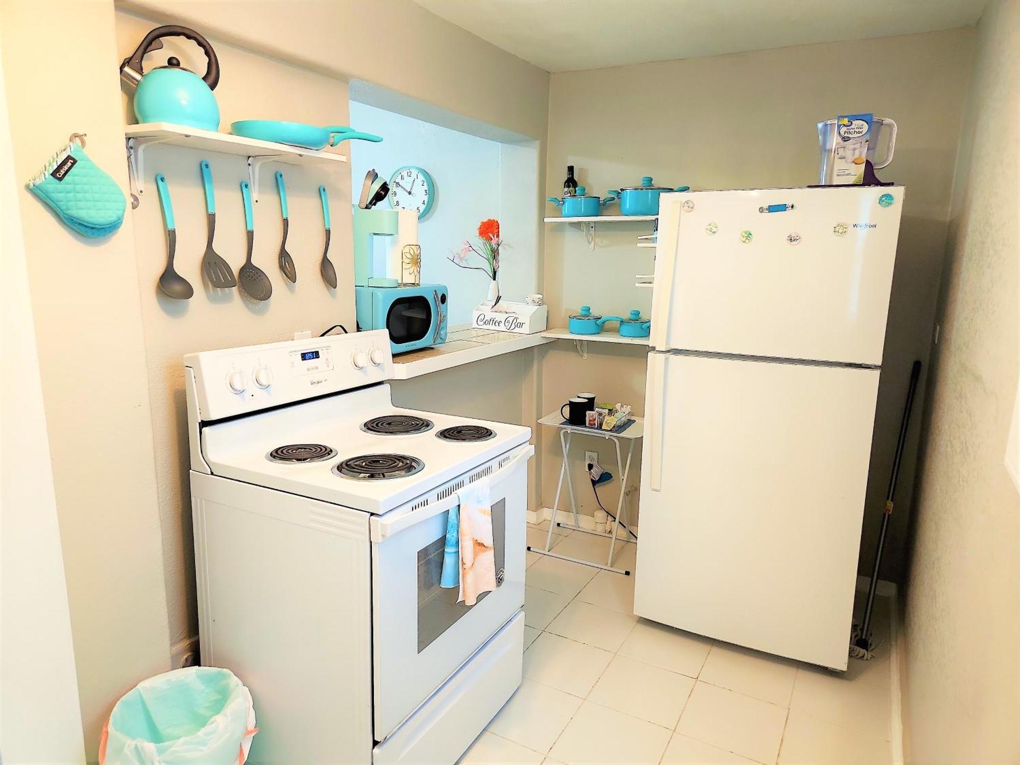 Casaazul-2605A-Couples Retreat By Beach & Pleasure Pier 1 Block Away- 2Bed 2Bath- 7 Minutes To Cruise Terminal Galveston Extérieur photo